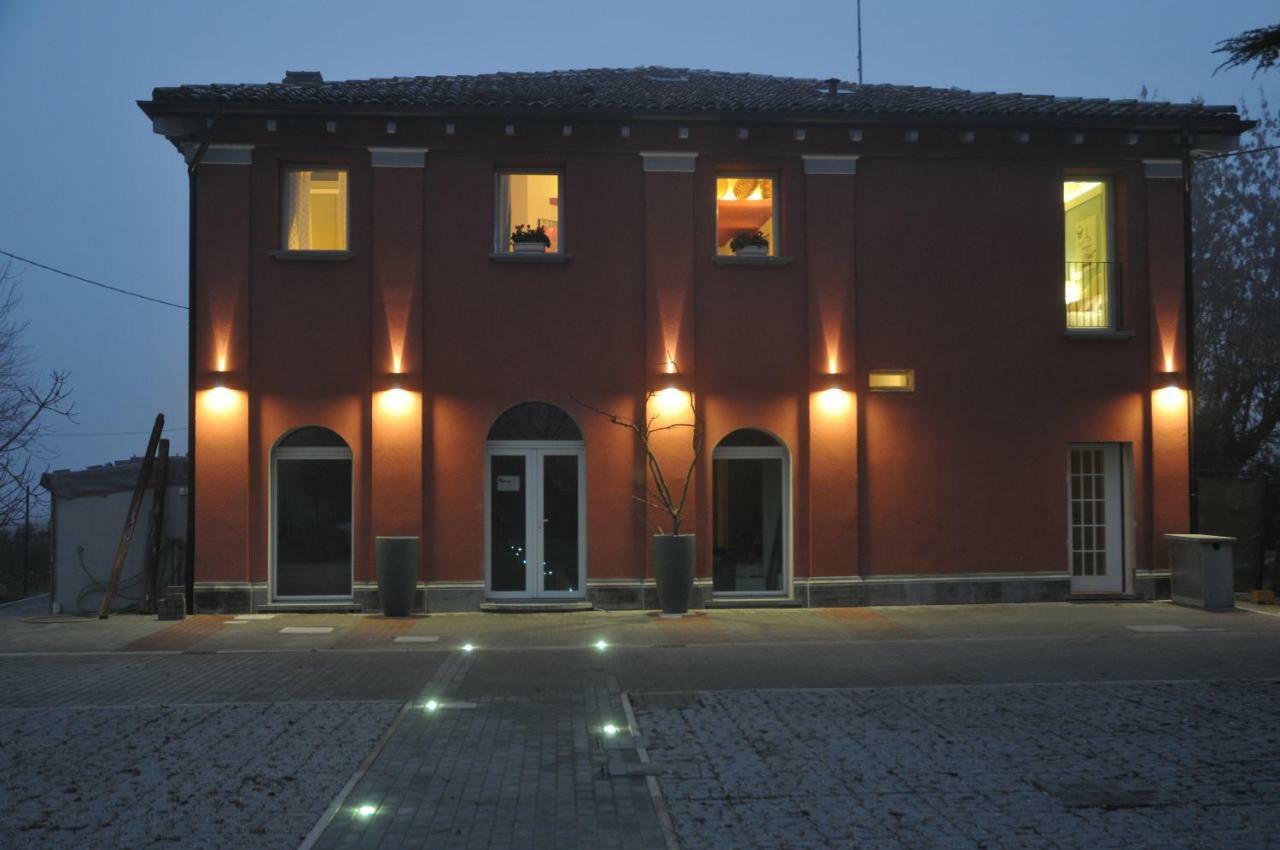 Fico Bologna 453 Bed and Breakfast Trebbo Di Reno Eksteriør billede